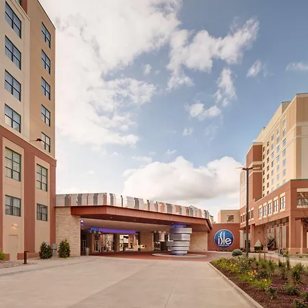 Isle Casino Hotel Bettendorf - A Caesars Rewards Destination-3